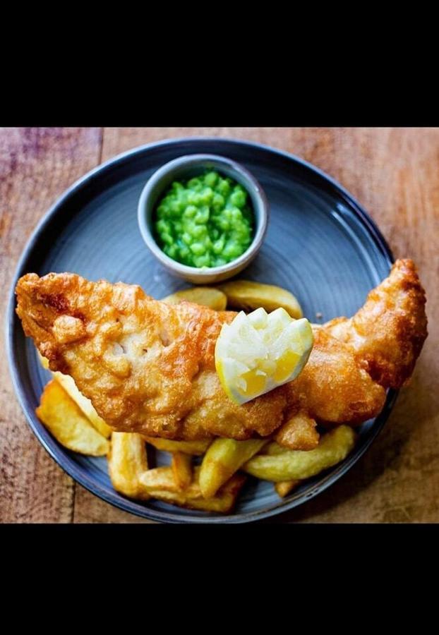 The Okeover Arms アッシュボーン エクステリア 写真